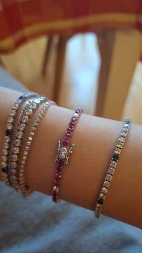Customer photo review of Bracciale Tennis zirconi Fucsia ed un Bianco 3mm