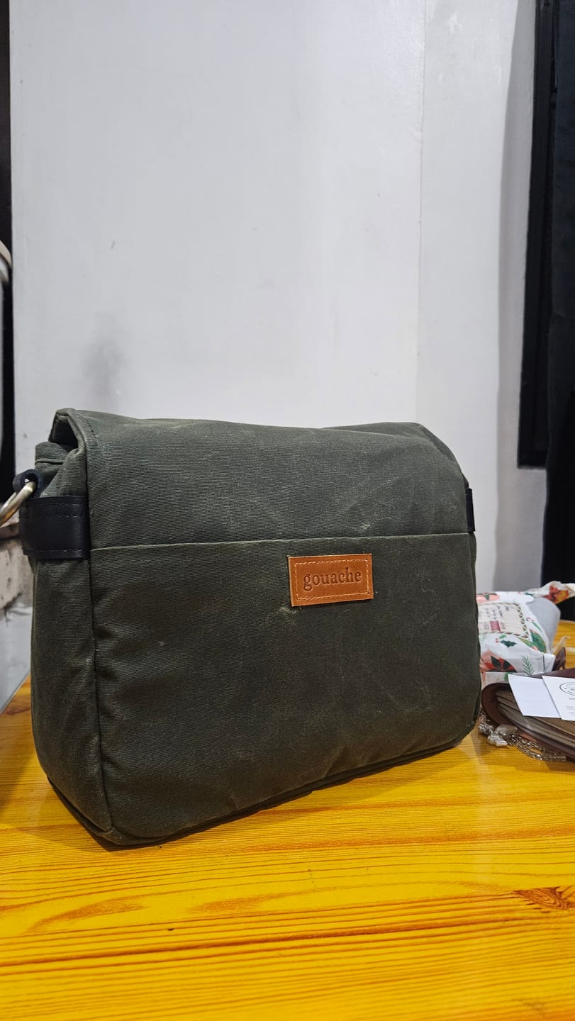 Customer photo review of Harvey Camera Sling Bag
