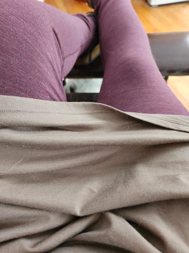 Customer's first-person view of the thick Frost Duralite® Leggings in Grape Harvest Melange.