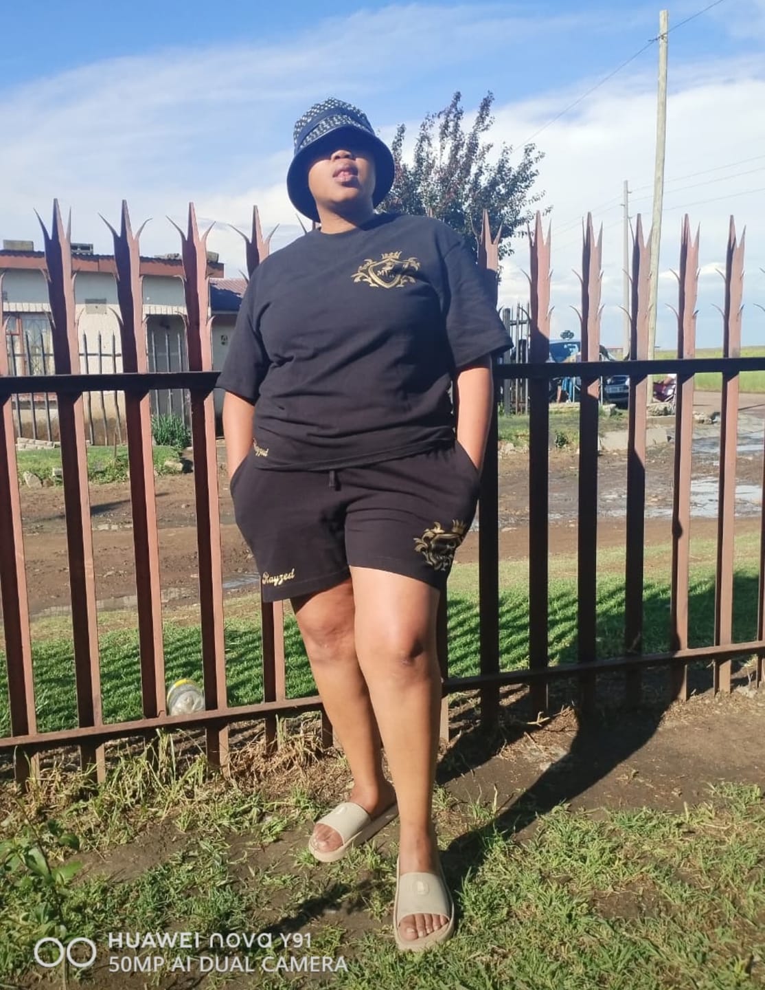 Customer photo review of Era Bucket Hat