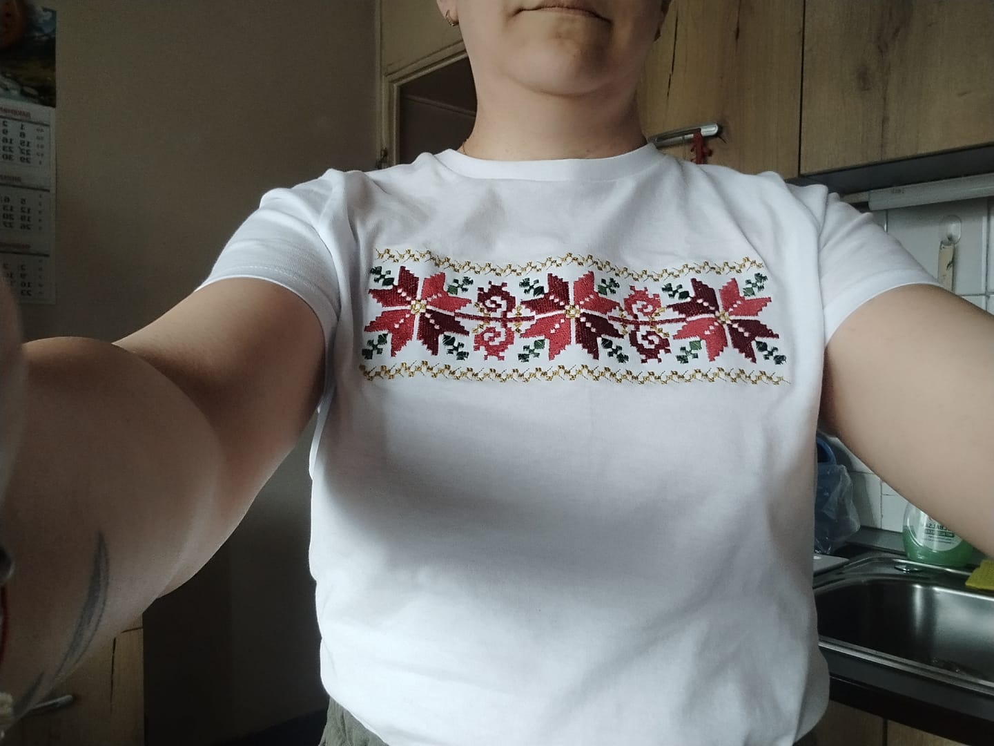 Customer photo review of Дамска тениска "Капанска"