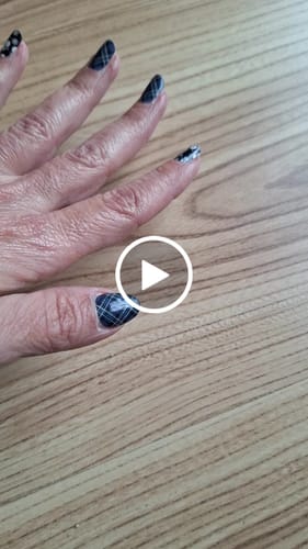 Customer video review of Frosty Plaid