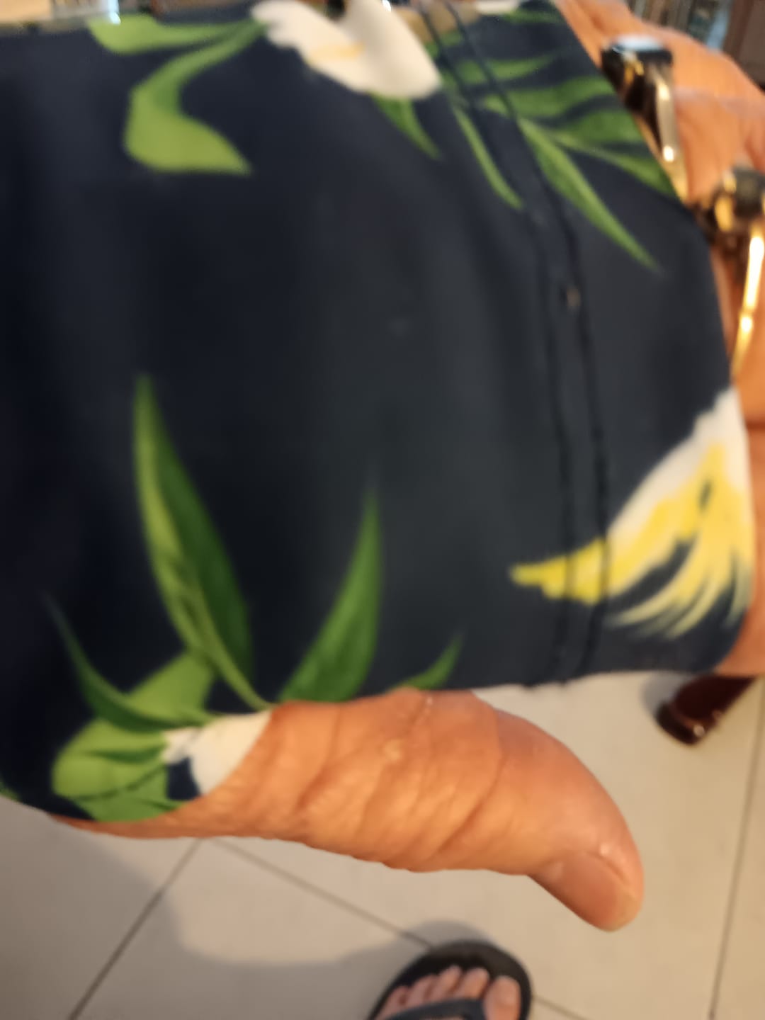 Customer photo review of Gardening Protection Sleeves - Cockatoo Blue