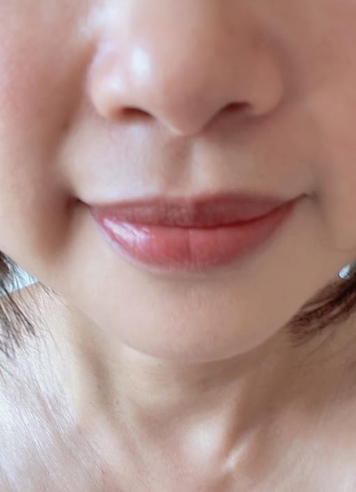 Customer photo review of Caramel Honey Lipstick