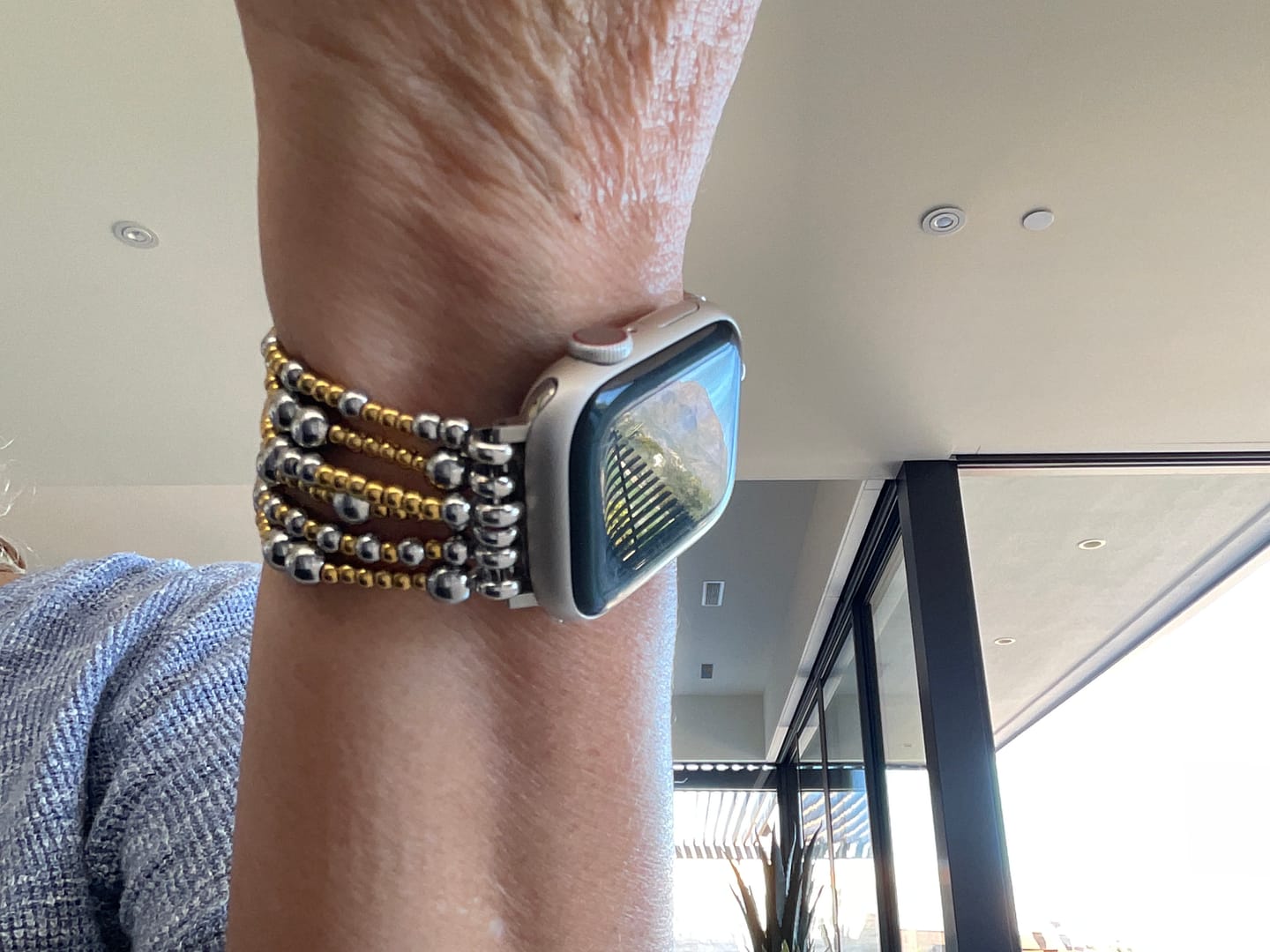 Customer photo review of Eternal Glow Stretch Apple Watch Strap