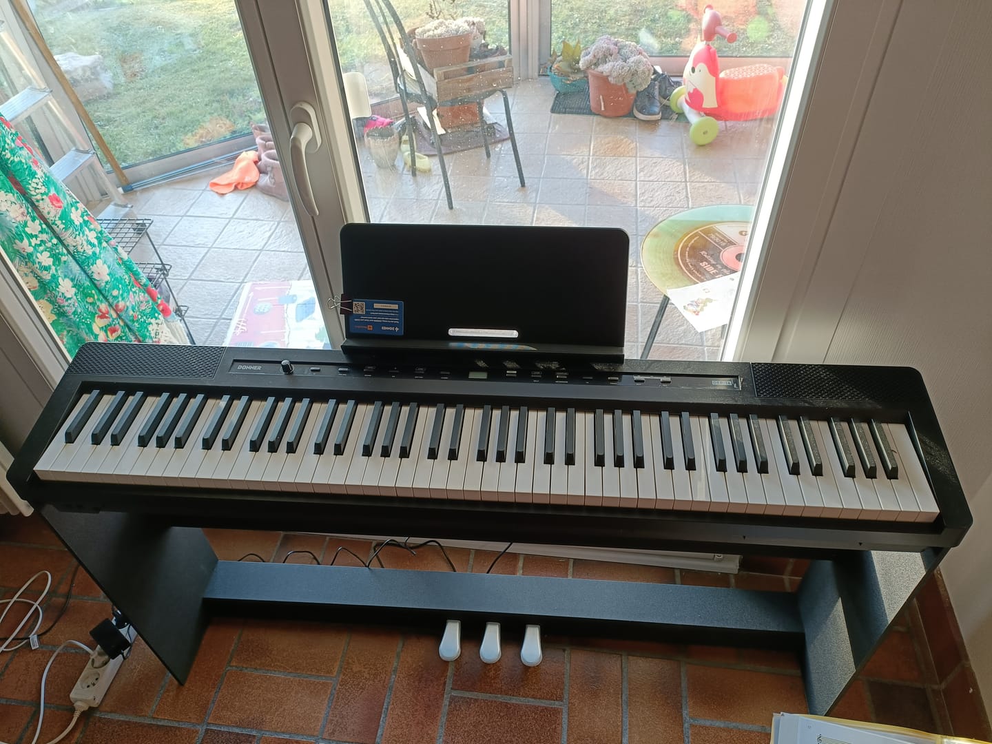 Customer photo review of Donner DEP-16S Piano Numérique en Acier Lesté