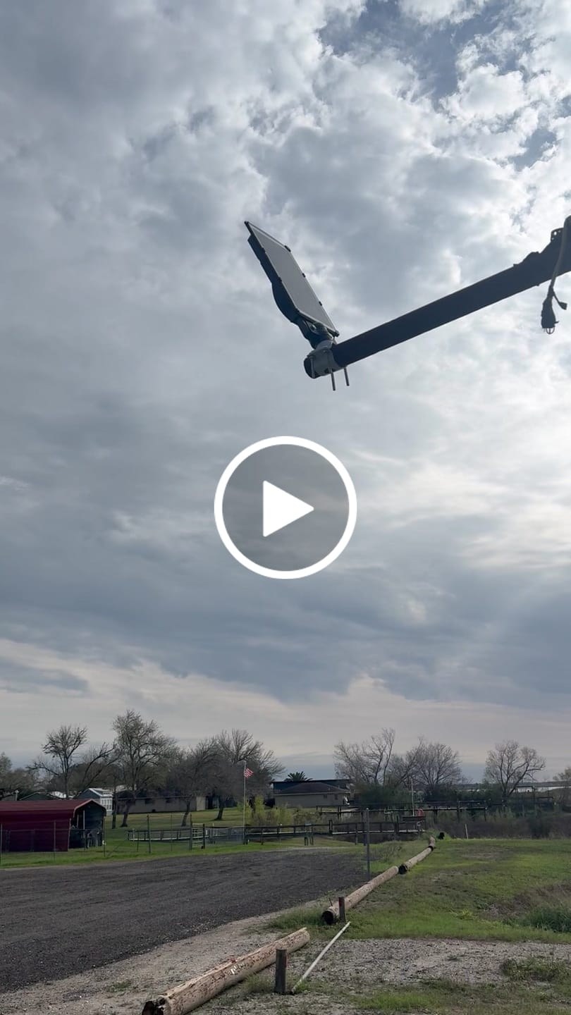 Customer video review of 60W Solar Street Light 6000 Lumens