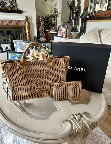 Customer photo review of CC 25 Deauville Tote Bag 38cm Beige Crochet Suede