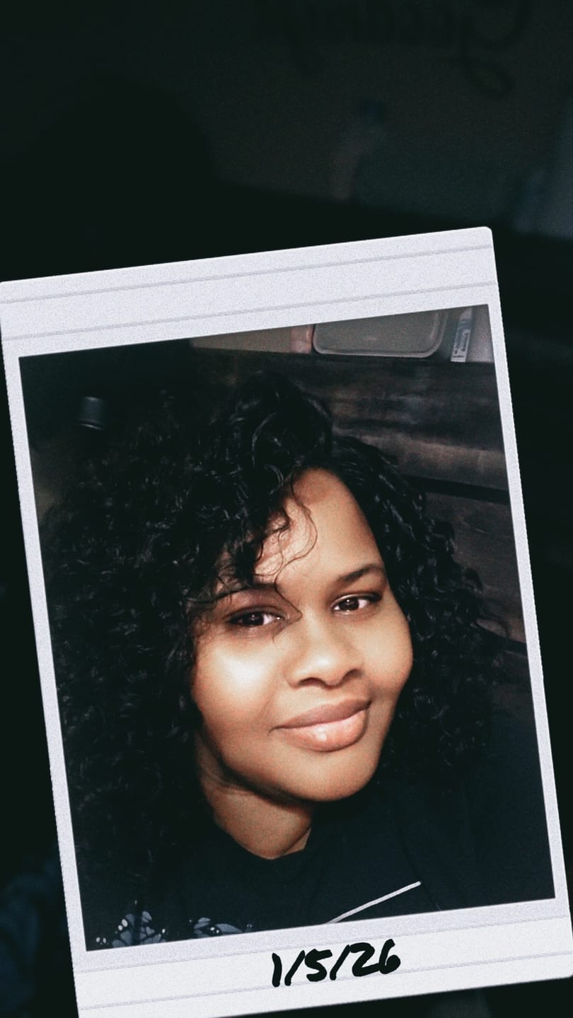 Customer photo review of Motown Tress Curlable Full Wig - ALICIA