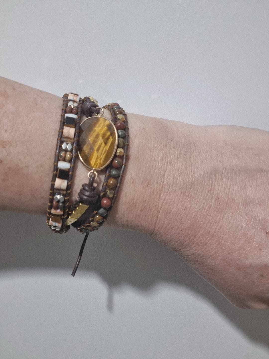 Customer photo review of צמיד אנרגטי מאבן עין הנמר