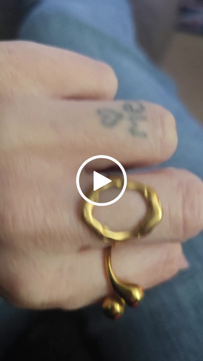 Customer video review of Cairo Band Ring (Bundle)