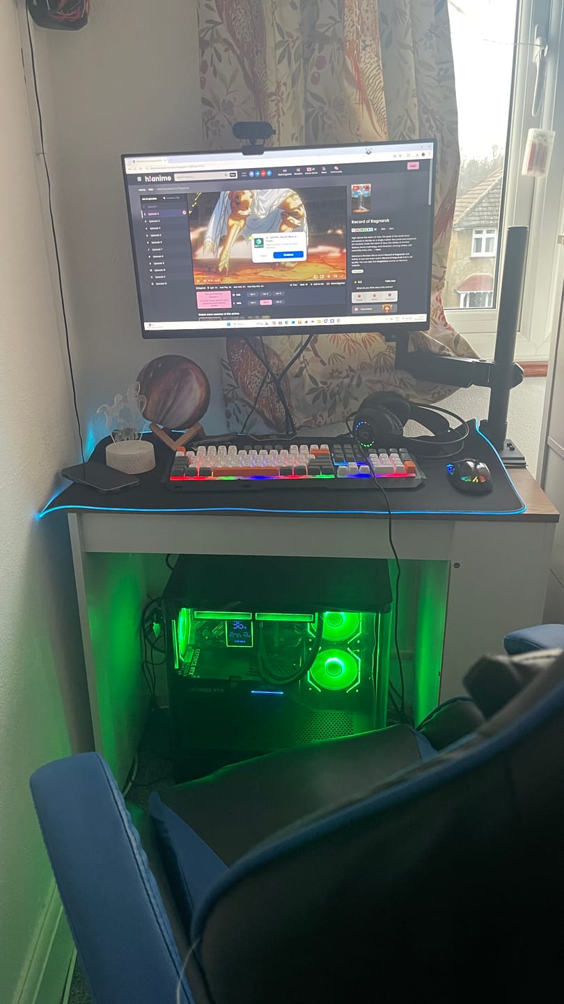 Customer photo review of IONIX - AMD Ryzen 5 5600 16GB NVIDIA Dual GeForce RTX 5060 8GB Ai Ready NV-170SE