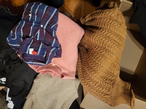 Customer photo review of Preloved Women's H&M Apparel