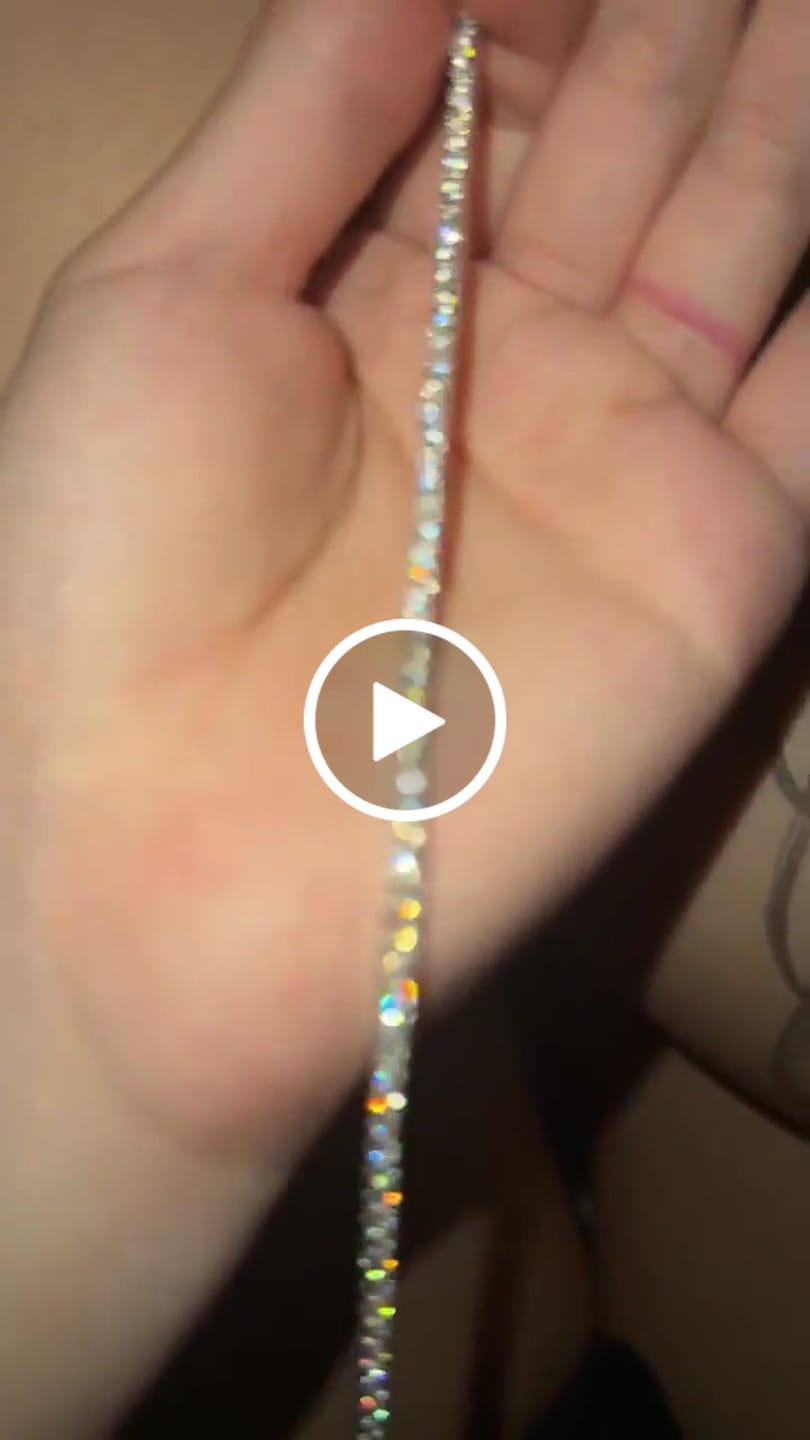 Customer video review of Clara VVS1 Moissanite Round Cut Tennis Bracelet