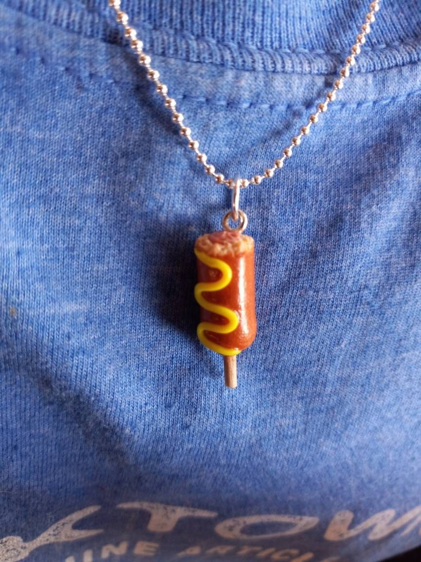 Customer photo review of Maple Syrup Scented Corn Dog Necklace