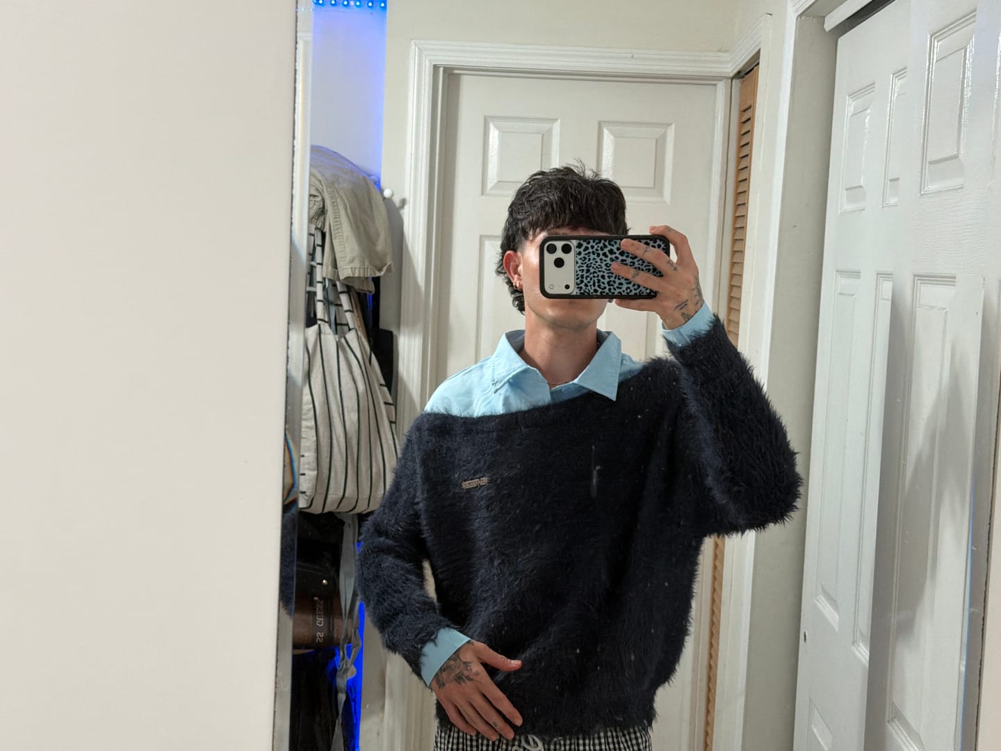 Customer photo review of Aelfric Eden Tie Two Layer Sweater