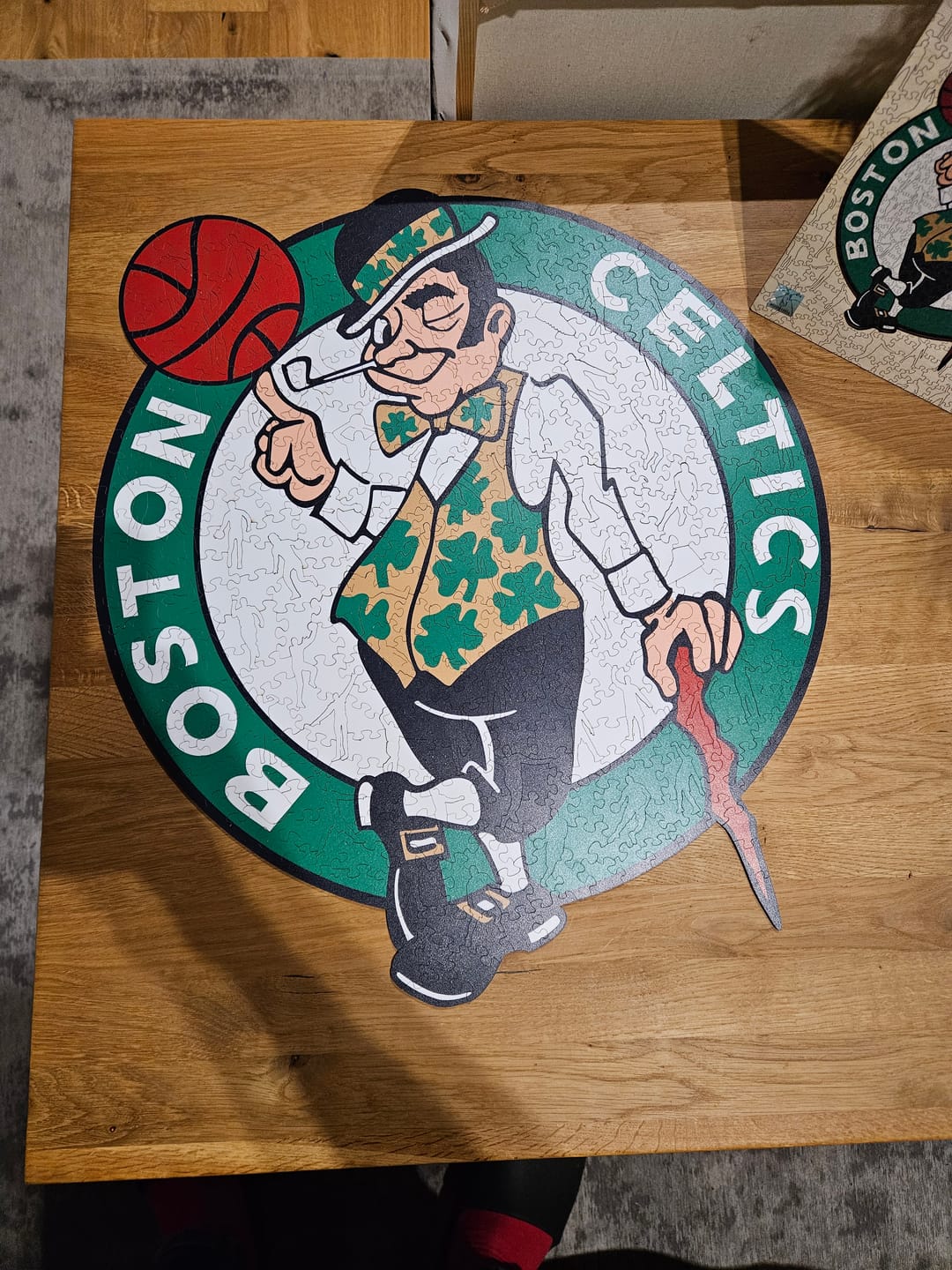 Customer photo review of Boston Celtics™ - Wooden Puzzle