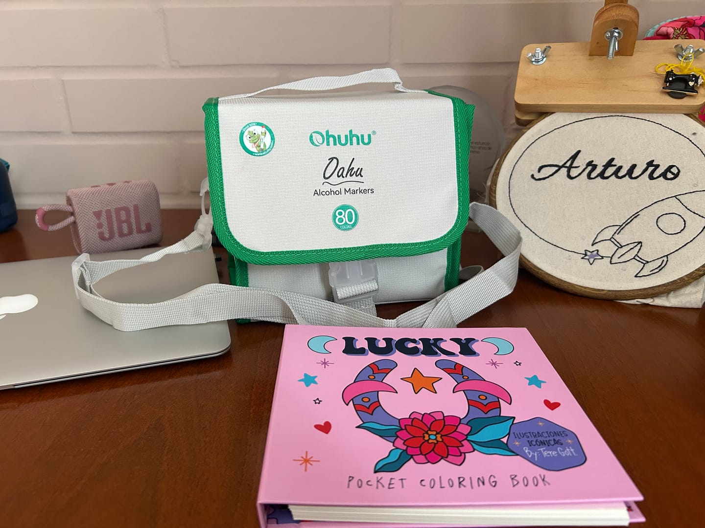 Customer photo review of Ohuhu - Set 80 Marcadores al Alcohol Oahu Doble Punta