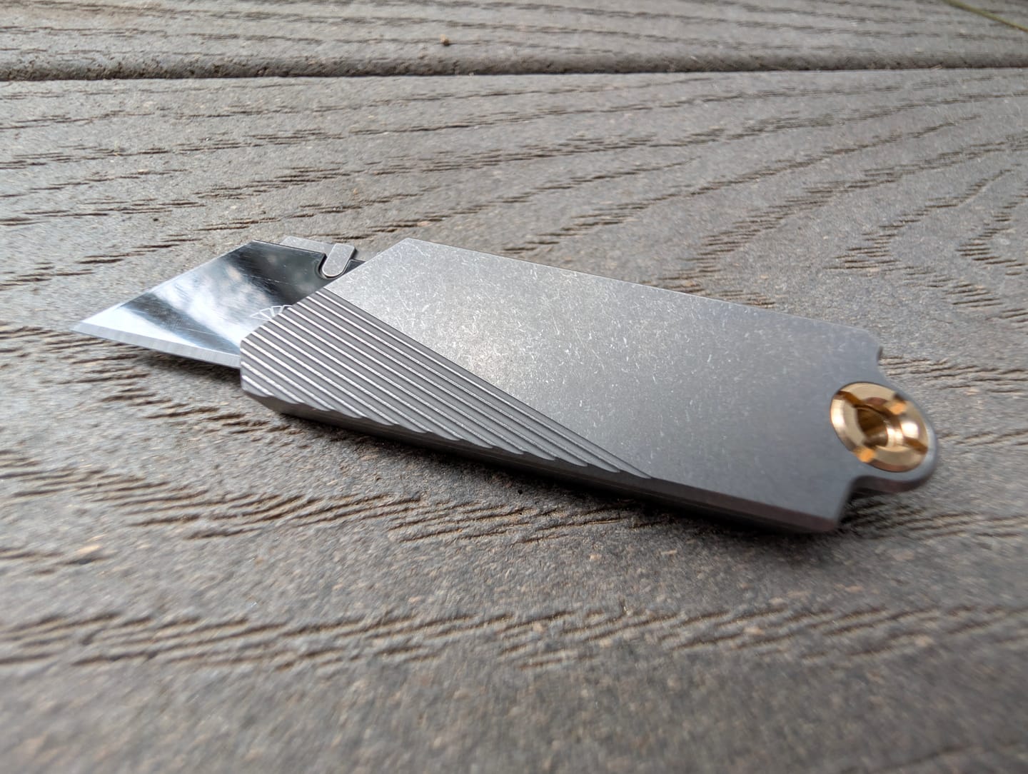 Customer photo review of G9 Utility Knife (Titanium/Brass)