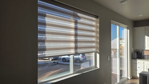 Customer photo review of SmartWings Motorized Zebra Shades 85% Blackout 95mm Ingrid