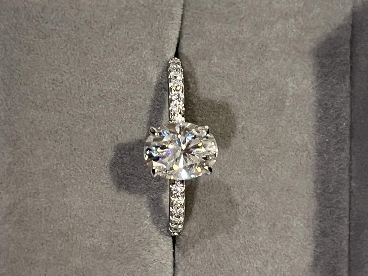 Customer photo review of S925 Moissanite 2.0 Ct~5.5 Ct Pavé Oval Cut Engagement Rings For Women