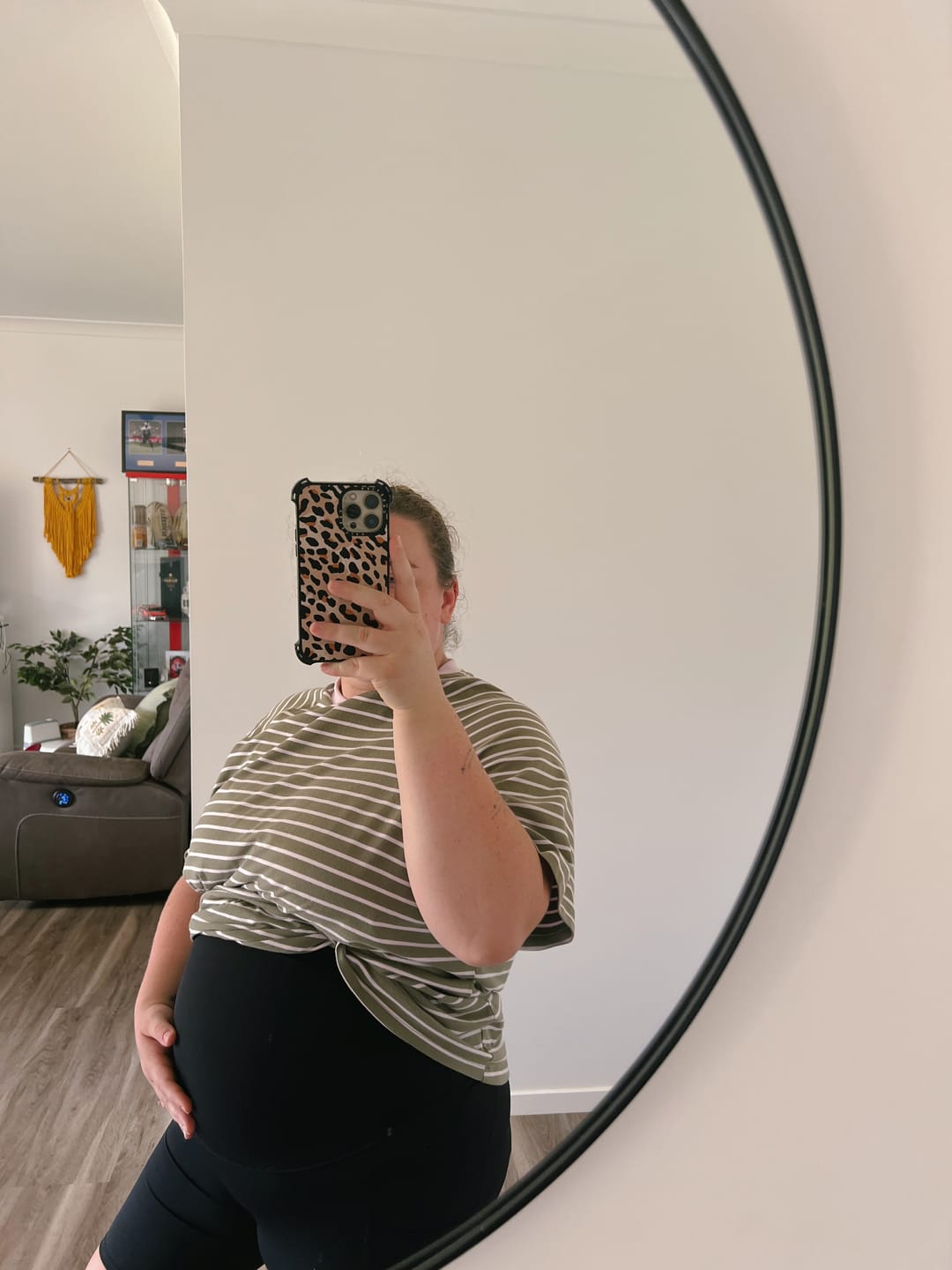 Customer photo review of pregnancy compression short