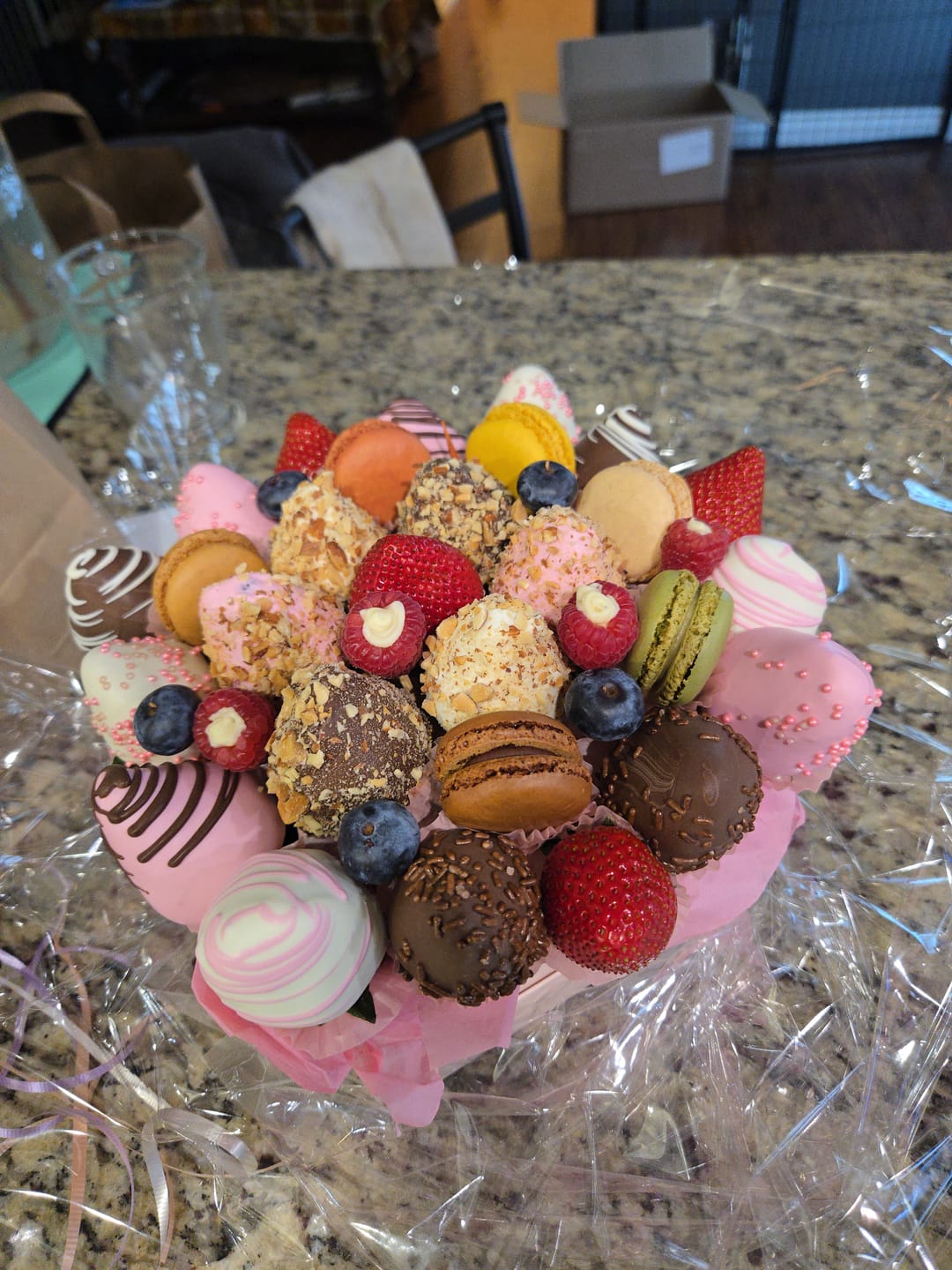 Customer photo review of STRAWBERRIES AND MACAROONS