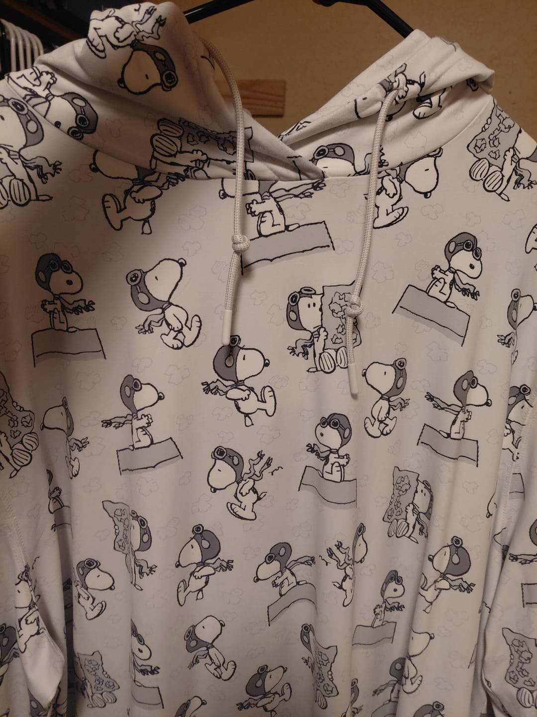 Customer photo review of Peanuts "The Flying Ace" – Performance Hoodie