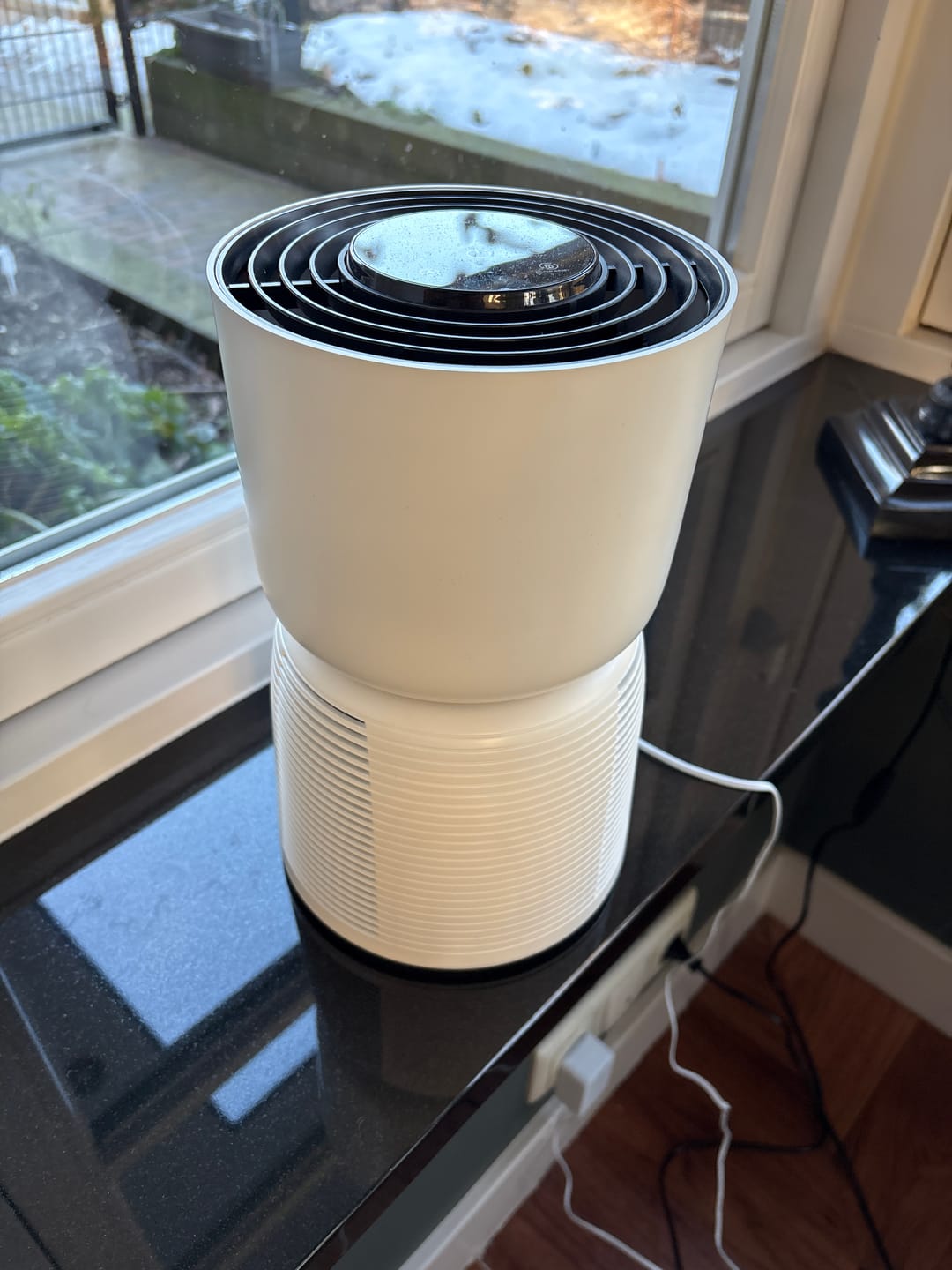 Customer photo review of Luchtreiniger voor mensen met allergieën / H13 HEPA-filter tegen stof, schimmel, pollen, stof en geurtjes / Luchtzuiveraar / Met luchtkwaliteitsindicatielamp
