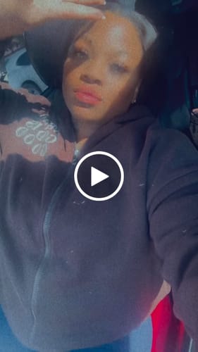 Customer video review of 2X Extreme lip filler pen with TINT