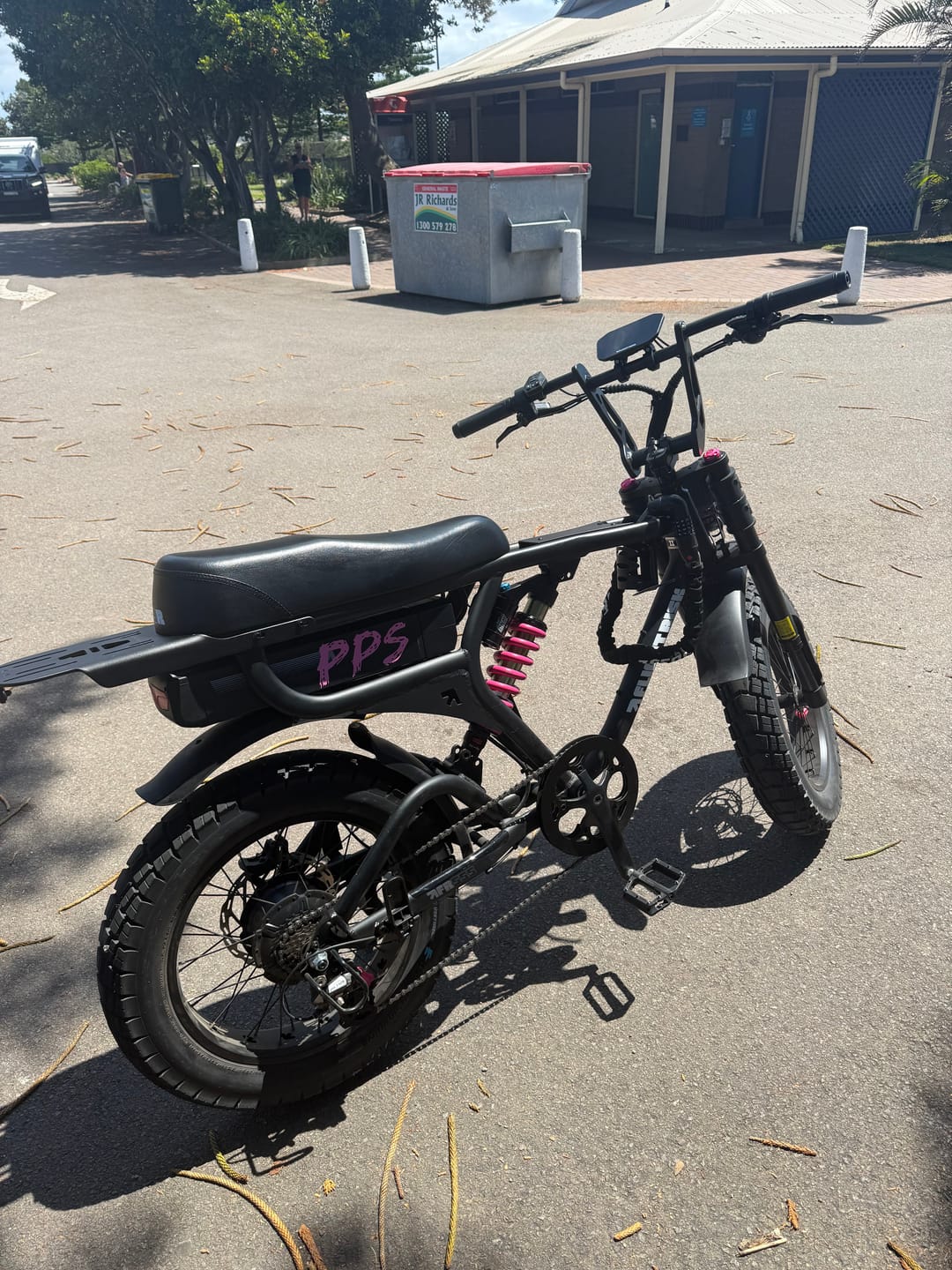 Customer photo review of FR555 - Black