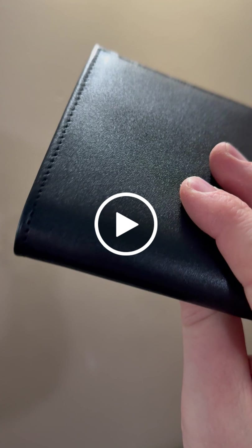 Customer video review of The Onyx Wallet - Premium Black Nappa Full Grain Leather Wallet