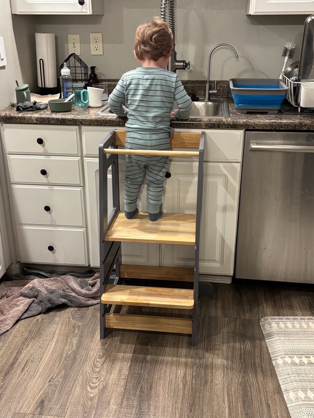 Customer photo review of HARPPA Nordo | Toddler Kitchen Tower with Safety Net