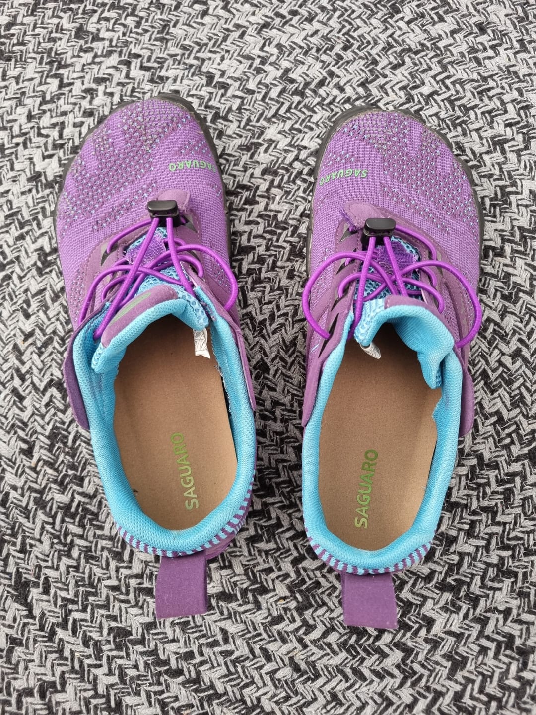 Customer photo review of Microfiber - Barefoot Shoes Insoles