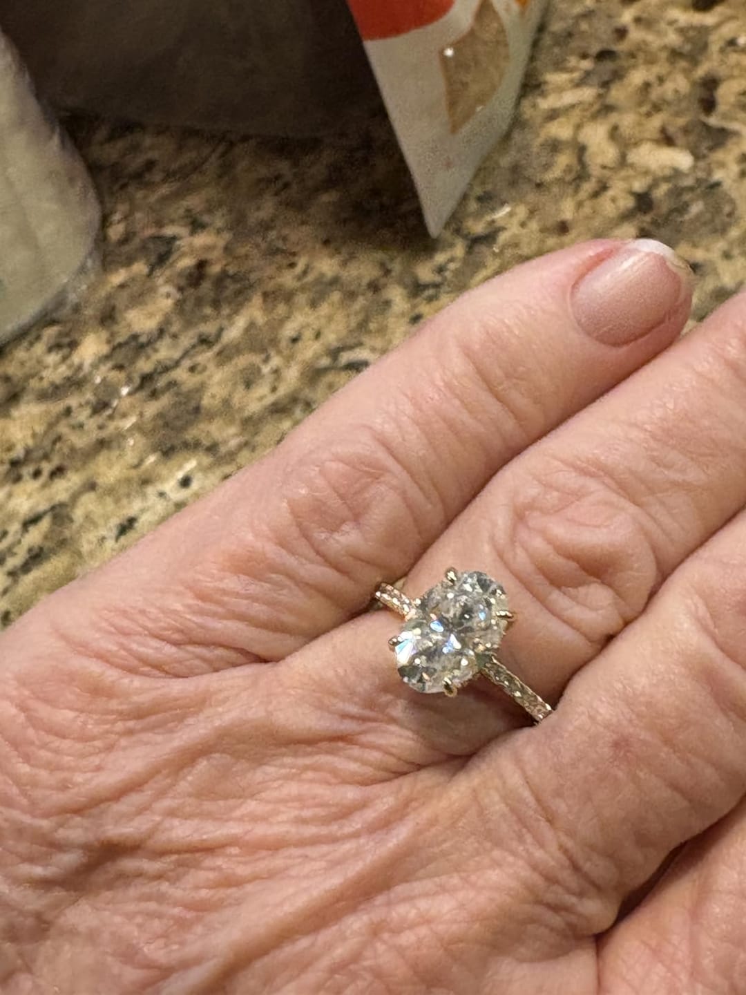 Customer photo review of S925 Moissanite 2.0 Ct ~5.5 Ct Oval Cut Pavé Yellow Gold/White Gold Engagement Ring For Women