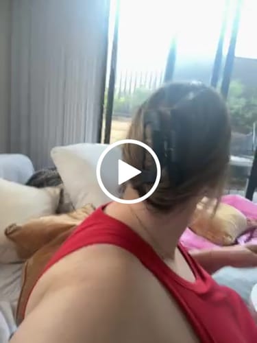 Customer video review of cloud clip