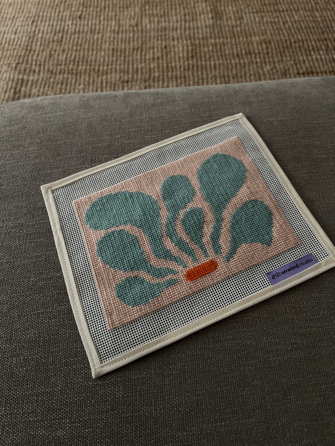 Customer photo review of NEEDLEPOINT STARTER KIT Itsas Lorea 3