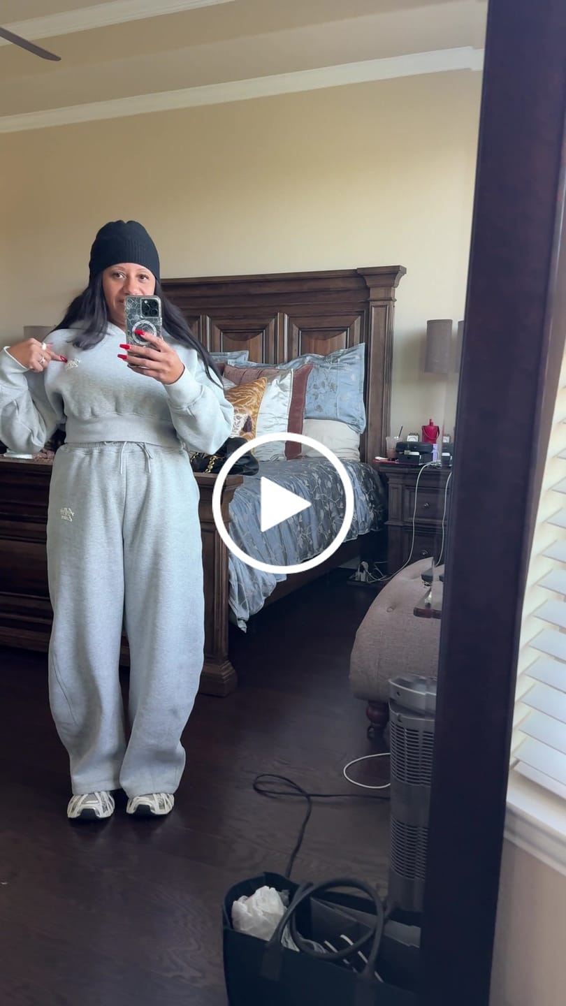 Customer video review of Soufflé Cropped Hoodie Sets