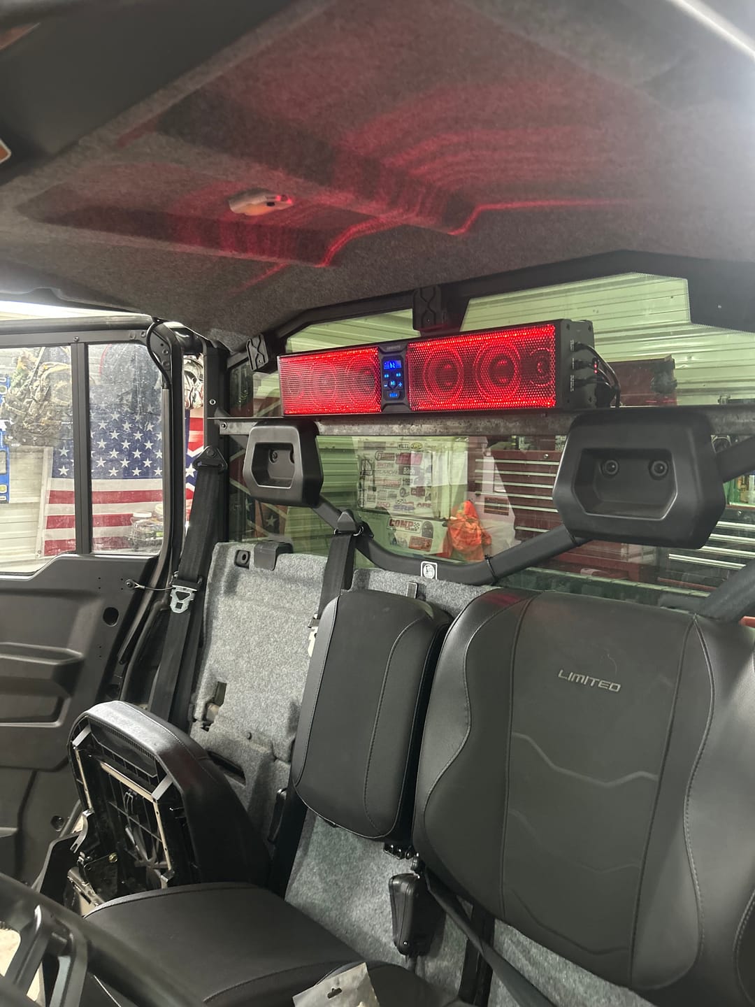Customer photo review of UTV Sound Bar RGB 25'' Bluetooth Multicolor Lights 500W Amplifier 1.25''-2'' Roll Bar