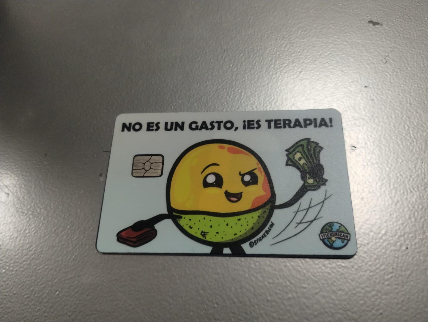 Customer photo review of Que Se Joda - Sticker para Tarjeta de Crédito