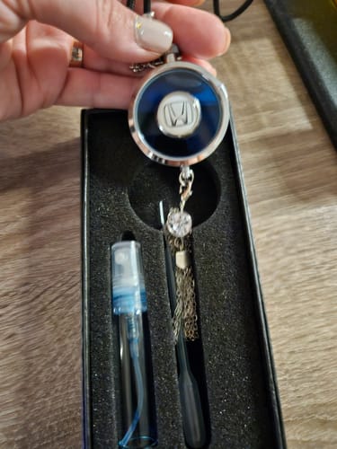 Customer photo review of Personalisierter Lufterfrischer fürs Auto