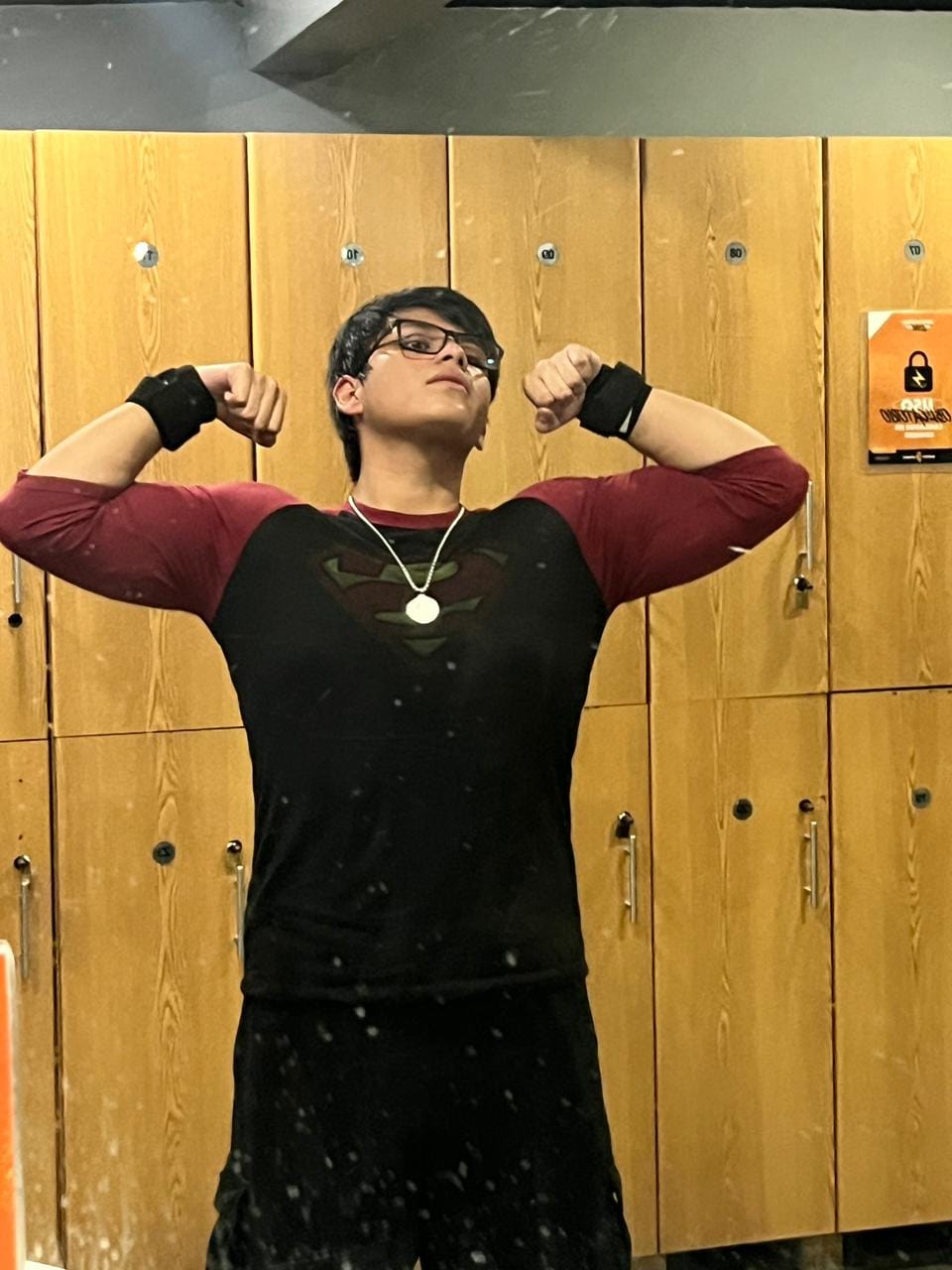 Customer photo review of 8072 - Superman 3/4 Raglan Shirts