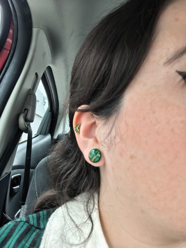 Customer photo review of Arete Ala Zirconia Primera Perforacion Acero Inoxidable