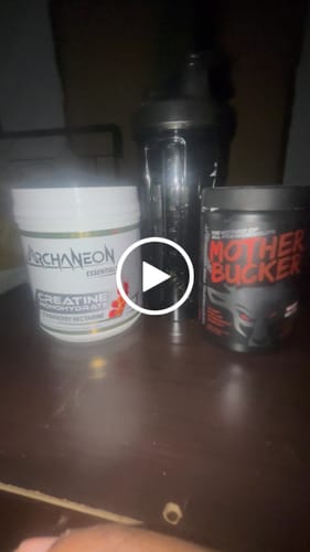 Customer video review of 32oz Performance Shaker