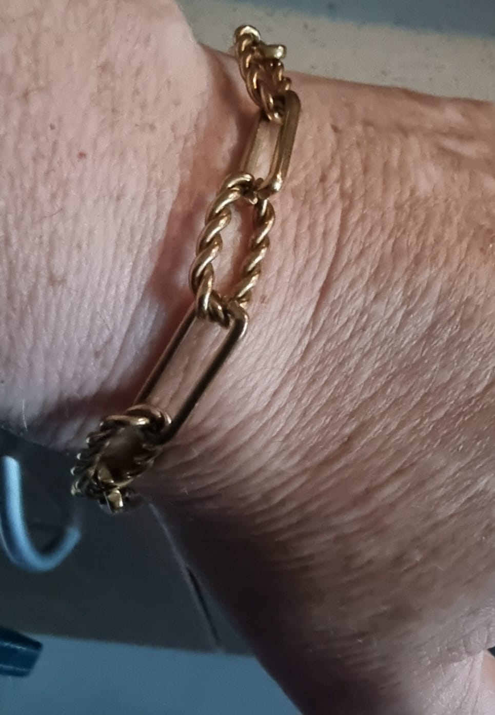 Customer photo review of Florence Link Chain Bracelet