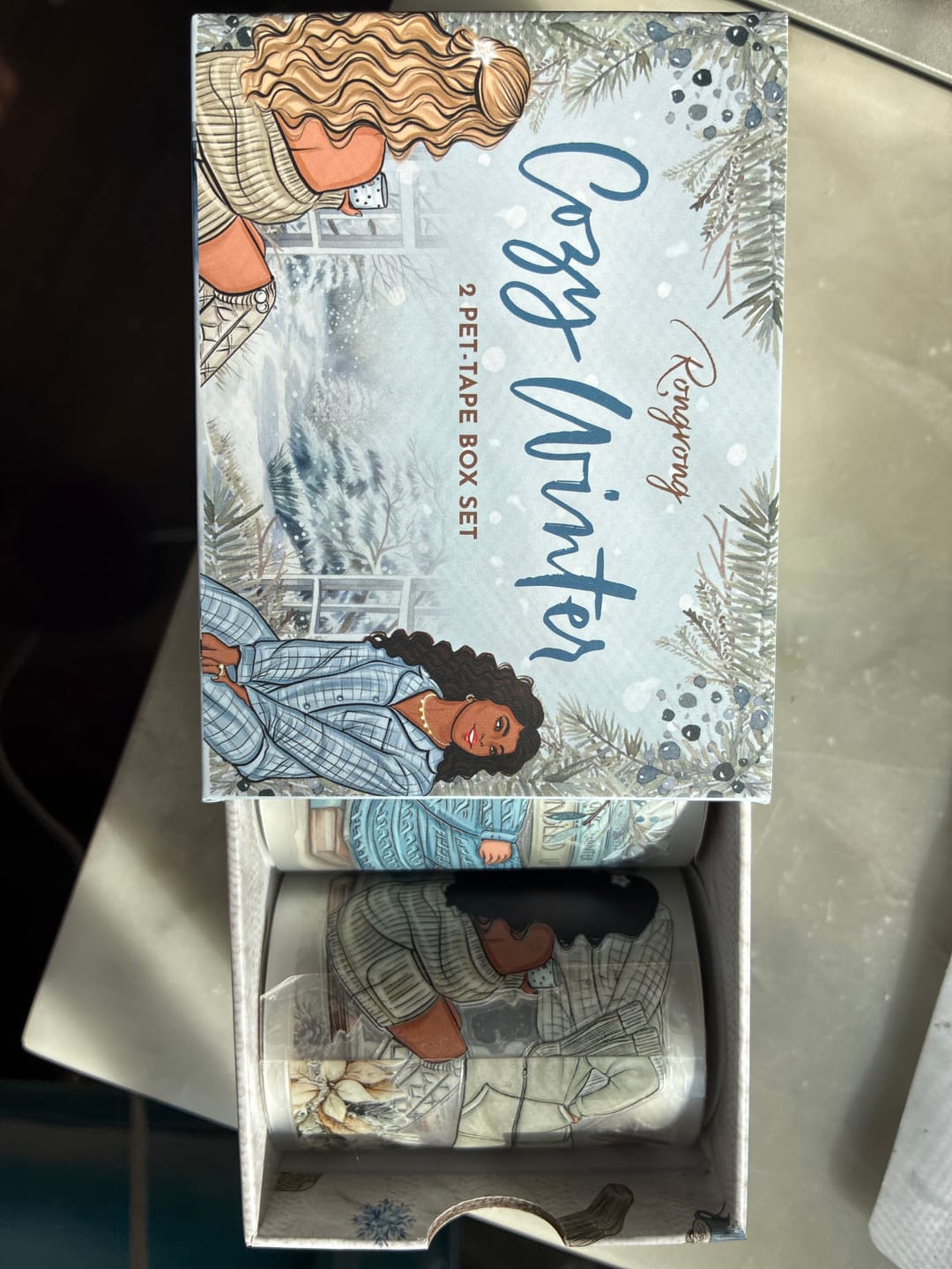 Customer photo review of Cozy Winter Pre-cut PET Tape Box