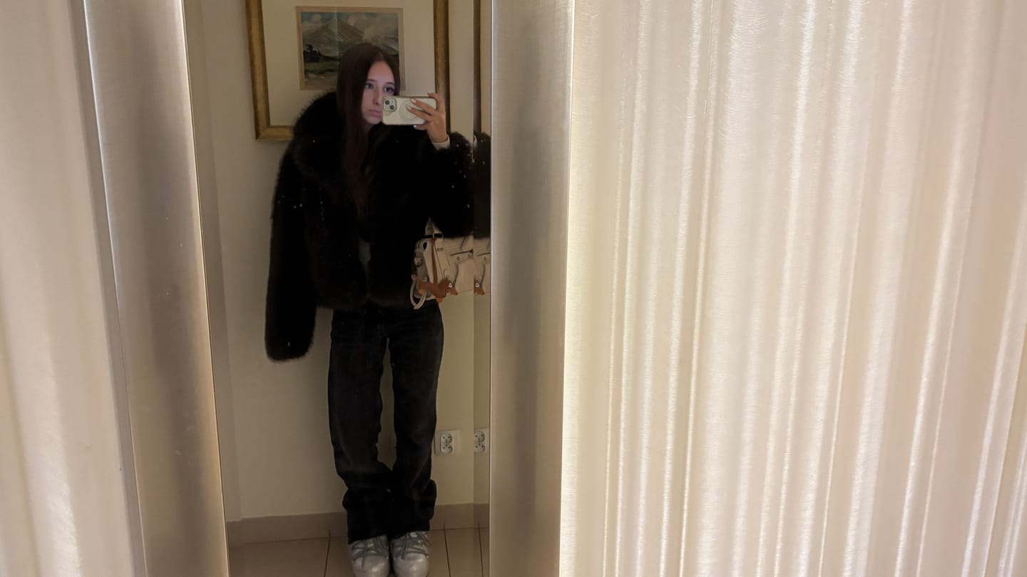 Customer photo review of Mini it girl bag off white
