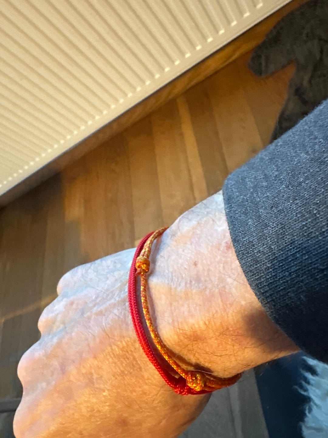 Customer photo review of KOMIMAR SURFER Armbänder dezent 2mm Ø