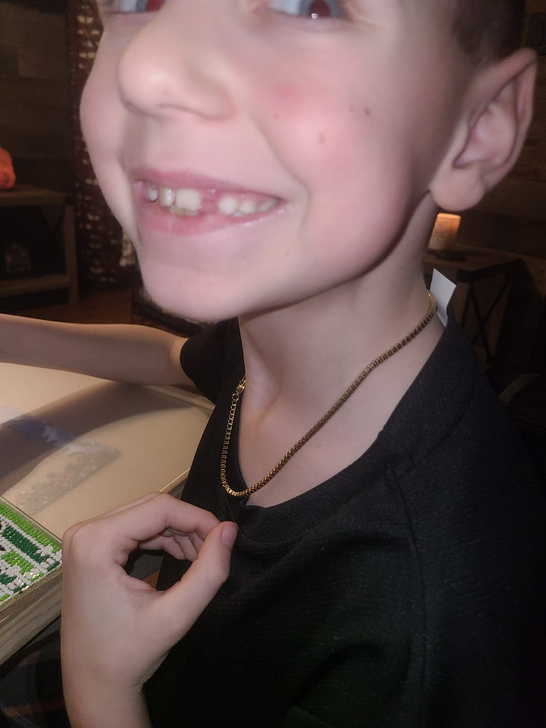 Customer photo review of 2.5mm Box link Chain