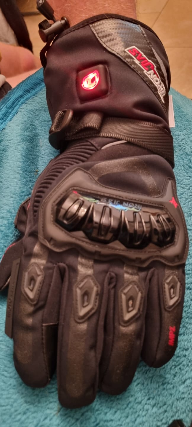 Customer photo review of RIDEIRON Winter Waterproof Rechargeable Heated Motorcycle Gloves | AXE01H
